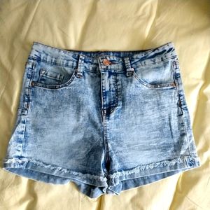 No Boundaries Juniors Super High Rise Stretch Denim Shorts Light Blue Size 7